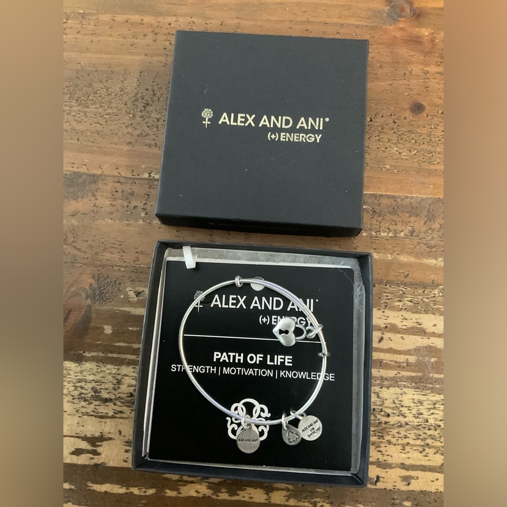 NWT ALEX‎ AND ANI PATH OF LIFE CHARM BANGLE BRACELET RETIRED